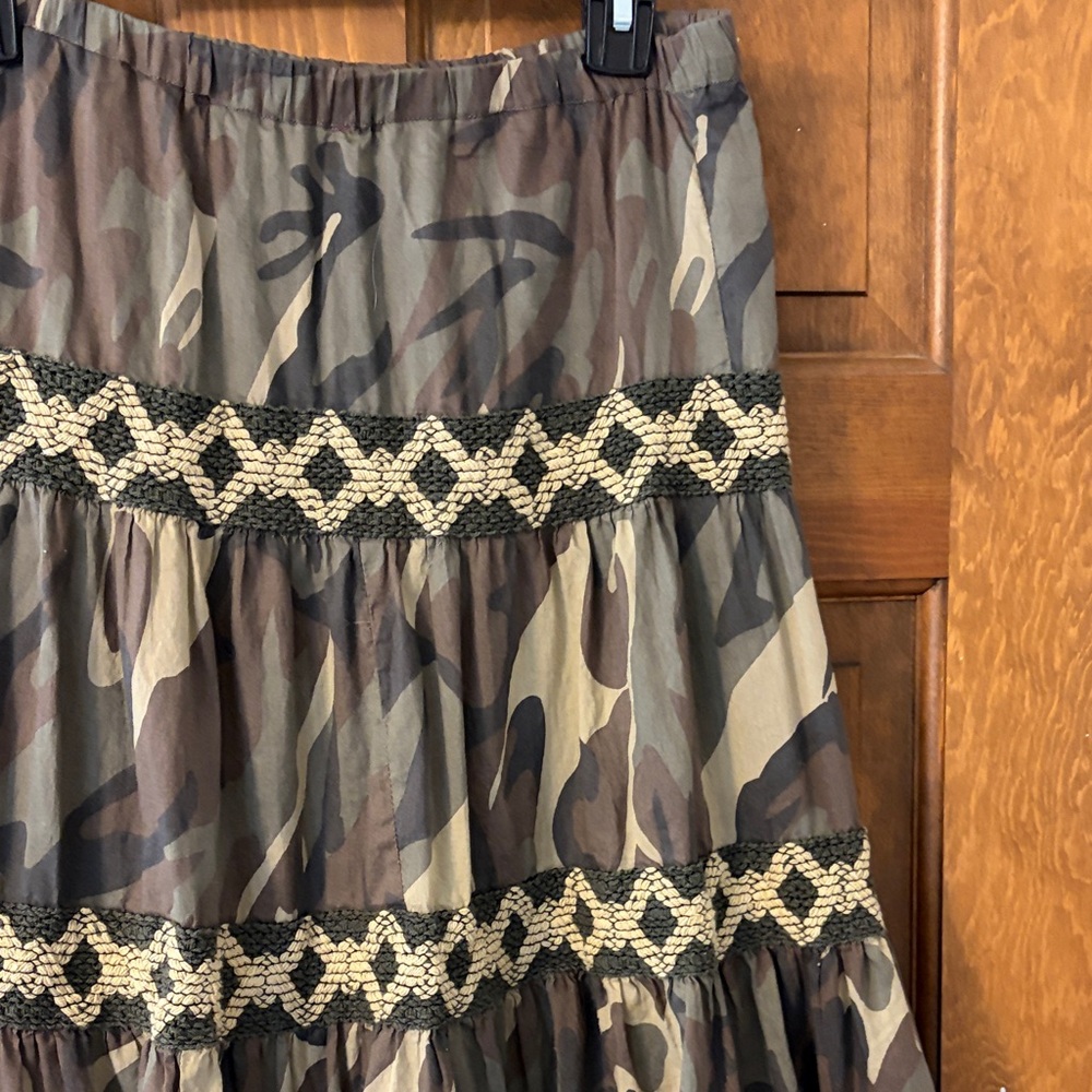 Mix Nouveau Camouflage Madi Skirt with Lace Trim - Picture 5 of 12